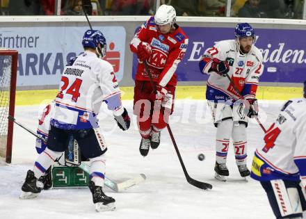 EBEL. Eishockey Bundesliga. KAC gegen	HC TWK Innsbruck. Matthew Fraser,  (KAC), Simon Bourque, Michael Huntebrinker  (Innsbruck). Klagenfurt, am 29.10.2021.
Foto: Kuess
www.qspictures.net

---
pressefotos, pressefotografie, kuess, qs, qspictures, sport, bild, bilder, bilddatenbank