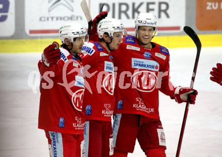 EBEL. Eishockey Bundesliga. KAC gegen Dornbirn Bulldogs. Torjubel Manuel Ganahl, Clemens Unterweger, Matthew Fraser (KAC). Klagenfurt, am 5.11.2021.
Foto: Kuess
www.qspictures.net

---
pressefotos, pressefotografie, kuess, qs, qspictures, sport, bild, bilder, bilddatenbank
