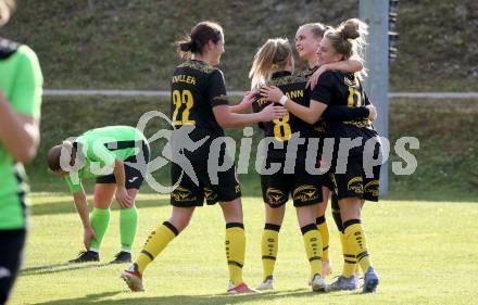 Fussball. 2. Frauenbundesliga. Carinthians LIWOdruck Hornets gegen FC Altera Porta. Torjubel Katharina Knaller,  Lena Thalmann, Vanessa Kraker, Selina Tamara Selinger  (Carinthians). Feistritz/Drau, 31.10.2021.
Foto: Kuess
---
pressefotos, pressefotografie, kuess, qs, qspictures, sport, bild, bilder, bilddatenbank
