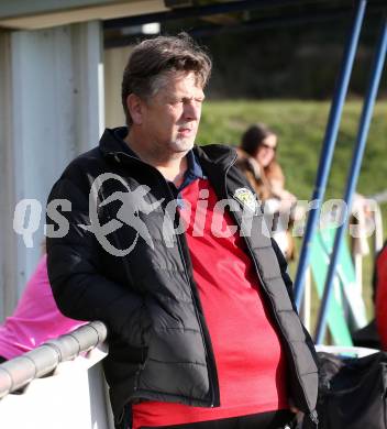 Fussball. 2. Frauenbundesliga. Carinthians LIWOdruck Hornets gegen FC Altera Porta. Trainer Martin Bodner   (Carinthians). Feistritz/Drau, 31.10.2021.
Foto: Kuess
---
pressefotos, pressefotografie, kuess, qs, qspictures, sport, bild, bilder, bilddatenbank