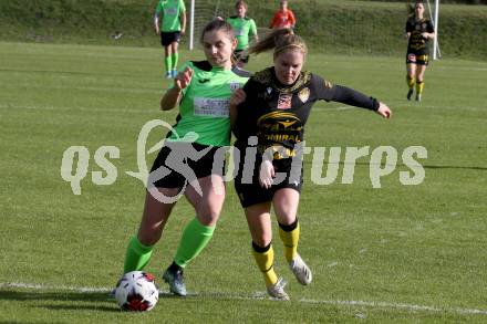 Fussball. 2. Frauenbundesliga. Carinthians LIWOdruck Hornets gegen FC Altera Porta.  Lena Thalmann  (Carinthians),  Cornelia Buettner (Altera Porta). Feistritz/Drau, 31.10.2021.
Foto: Kuess
---
pressefotos, pressefotografie, kuess, qs, qspictures, sport, bild, bilder, bilddatenbank
