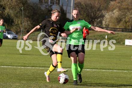 Fussball. 2. Frauenbundesliga. Carinthians LIWOdruck Hornets gegen FC Altera Porta. Lisa Maria Frank  (Carinthians),  Caroline Peter (Altera Porta). Feistritz/Drau, 31.10.2021.
Foto: Kuess
---
pressefotos, pressefotografie, kuess, qs, qspictures, sport, bild, bilder, bilddatenbank