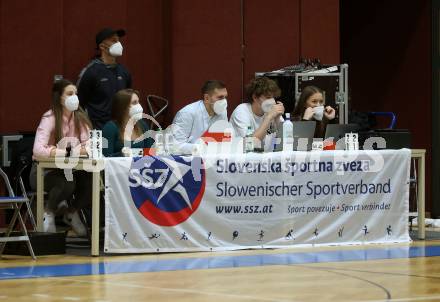 Basketball Zweite Liga 2021/2022. Grunddurchgang 5. Runde.  KOS Celovec gegen Basket Flames. Schreibertisch (KOS). Klagenfurt, am 6.11.2021.
Foto: Kuess
www.qspictures.net
---
pressefotos, pressefotografie, kuess, qs, qspictures, sport, bild, bilder, bilddatenbank