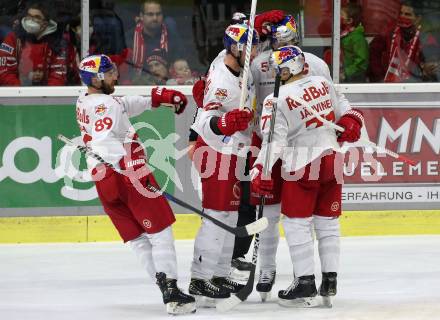 EBEL. Eishockey Bundesliga. KAC gegen  EC Red Bull Salzburg. Torjubel Jaervinen Jan-Mikael Johannes, Brennan Terrence James, Baltram Florian, Raffl Thomas  (Salzburg). Klagenfurt, am 7.11.2021.
Foto: Kuess
www.qspictures.net

---
pressefotos, pressefotografie, kuess, qs, qspictures, sport, bild, bilder, bilddatenbank