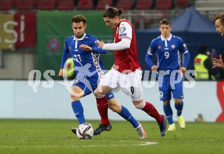 Fussball. FIFA. WM Qualifikationsspiel. European Qualifiers. Oesterreich gegen Moldawien.  Marcel Sabitzer, (Oesterreich), Radu Ginsari   (Moldawien). Klagenfurt, Woerthersee Stadion, 15.11.2021.
Foto: Kuess
www.qspictures.net
---
pressefotos, pressefotografie, kuess, qs, qspictures, sport, bild, bilder, bilddatenbank