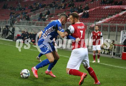 Fussball. FIFA. WM Qualifikationsspiel. European Qualifiers. Oesterreich gegen Moldawien.  Marko Arnautovic,  (Oesterreich), Vadim Bolohan  (Moldawien). Klagenfurt, Woerthersee Stadion, 15.11.2021.
Foto: Kuess
www.qspictures.net
---
pressefotos, pressefotografie, kuess, qs, qspictures, sport, bild, bilder, bilddatenbank