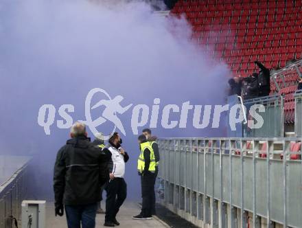 Fussball. Bundesliga. SK Austria Klagenfurt gegen  FK Austria Wien.   Fans Wien. Klagenfurt, am 21.11.2021.
Foto: Kuess
www.qspictures.net
---
pressefotos, pressefotografie, kuess, qs, qspictures, sport, bild, bilder, bilddatenbank