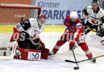 EBEL. Eishockey Bundesliga. KAC gegen	Tesla Orli Znojmo. Thomas Koch, (KAC),  Kantor Pavel (Znojmo). Klagenfurt, am 21.11.2021.
Foto: Kuess
www.qspictures.net

---
pressefotos, pressefotografie, kuess, qs, qspictures, sport, bild, bilder, bilddatenbank