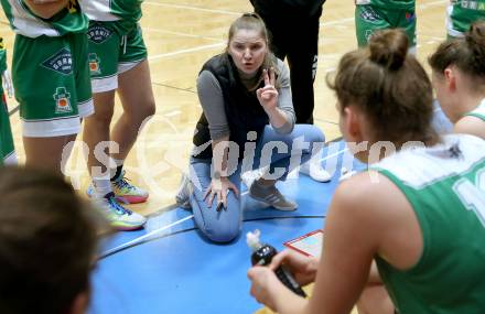 Basketball Damen Superliga 2021/2022. Grunddurchgang 5. Runde.  KOS Celovec Damen gegen UBI Graz.  Trainerin Edvina Tankic (Graz). Klagenfurt, am 20.11.2021.
Foto: Kuess
www.qspictures.net
---
pressefotos, pressefotografie, kuess, qs, qspictures, sport, bild, bilder, bilddatenbank