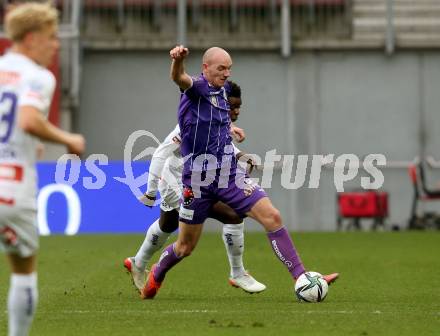 Fussball. Bundesliga. SK Austria Klagenfurt gegen  FK Austria Wien.   Nicolas Wimmer (Klagenfurt),  Noah Ohio (Wien). Klagenfurt, am 21.11.2021.
Foto: Kuess
www.qspictures.net
---
pressefotos, pressefotografie, kuess, qs, qspictures, sport, bild, bilder, bilddatenbank