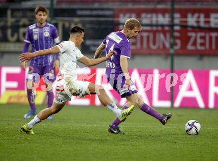 Fussball. Bundesliga. SK Austria Klagenfurt gegen  FK Austria Wien.   Christopher Brian Cvetko (Klagenfurt),  Manfred Fischer (Wien). Klagenfurt, am 21.11.2021.
Foto: Kuess
www.qspictures.net
---
pressefotos, pressefotografie, kuess, qs, qspictures, sport, bild, bilder, bilddatenbank