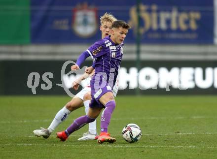 Fussball. Bundesliga. SK Austria Klagenfurt gegen  FK Austria Wien.   Florian Rieder (Klagenfurt), Matthias Braunoeder (Wien). Klagenfurt, am 21.11.2021.
Foto: Kuess
www.qspictures.net
---
pressefotos, pressefotografie, kuess, qs, qspictures, sport, bild, bilder, bilddatenbank
