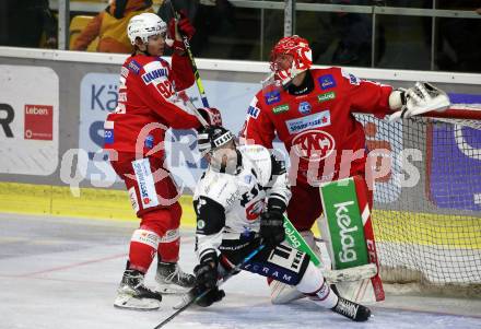EBEL. Eishockey Bundesliga. KAC gegen	Tesla Orli Znojmo. Unterweger Clemens, Dahm Sebastian (KAC), Svoboda Tomas  (Znojmo). Klagenfurt, am 21.11.2021.
Foto: Kuess
www.qspictures.net

---
pressefotos, pressefotografie, kuess, qs, qspictures, sport, bild, bilder, bilddatenbank