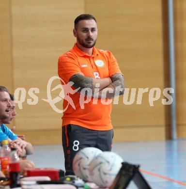 Futsal Meisterschaft (1.OEFL - B). Klagenfurt gegen Wiener Neustadt 1. FC Murexin Allstars.  Trainer Marko Petricevic (Klagenfurt). Klagenfurt, 20.11.2021.
Foto: Kuess
www.qspictures.net
---
pressefotos, pressefotografie, kuess, qs, qspictures, sport, bild, bilder, bilddatenbank
