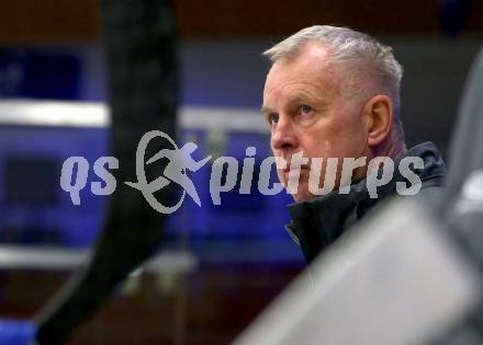 EBEL. Eishockey Bundesliga. VSV gegen spusu Vienna Capitals.  Trainer Rob Daum (VSV). Villach, am 26.11.2021.
Foto: Kuess
www.qspictures.net
---
pressefotos, pressefotografie, kuess, qs, qspictures, sport, bild, bilder, bilddatenbank