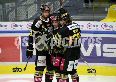 EBEL. Eishockey Bundesliga. VSV gegen spusu Vienna Capitals.  Torjubel Brody Sutter, Patrick Antal, Christof Kromp (Vienna Capitals). Villach, am 26.11.2021.
Foto: Kuess
www.qspictures.net
---
pressefotos, pressefotografie, kuess, qs, qspictures, sport, bild, bilder, bilddatenbank