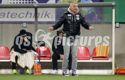 Fussball. Bundesliga. SK Austria Klagenfurt gegen  FC Red Bull Salzburg.   Trainer Peter Pacult (Klagenfurt). Klagenfurt, am 27.11.2021.
Foto: Kuess
www.qspictures.net
---
pressefotos, pressefotografie, kuess, qs, qspictures, sport, bild, bilder, bilddatenbank