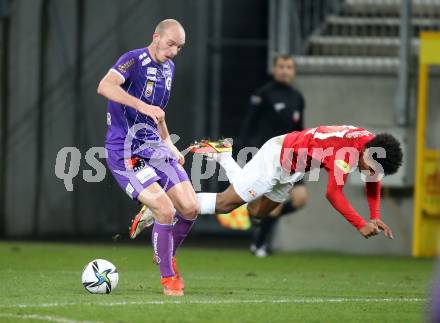 Fussball. Bundesliga. SK Austria Klagenfurt gegen  FC Red Bull Salzburg.   Nicolas Wimmer,  (Klagenfurt), Karim Adeyemi (Salzburg ). Klagenfurt, am 27.11.2021.
Foto: Kuess
www.qspictures.net
---
pressefotos, pressefotografie, kuess, qs, qspictures, sport, bild, bilder, bilddatenbank