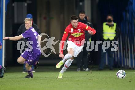 Fussball. Bundesliga. SK Austria Klagenfurt gegen  FC Red Bull Salzburg.   Christopher Cvetko,  (Klagenfurt), Benjamin Sesko (Salzburg ). Klagenfurt, am 27.11.2021.
Foto: Kuess
www.qspictures.net
---
pressefotos, pressefotografie, kuess, qs, qspictures, sport, bild, bilder, bilddatenbank