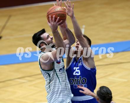Basketball Zweite Liga 2021/2022. Grunddurchgang 7. Runde.  KOS Celovec gegen Kufstein Towers. Marin Sliskovic (KOS), Elvin Rexhepi  (Kufstein). Klagenfurt, am 27.11.2021.
Foto: Kuess
www.qspictures.net
---
pressefotos, pressefotografie, kuess, qs, qspictures, sport, bild, bilder, bilddatenbank