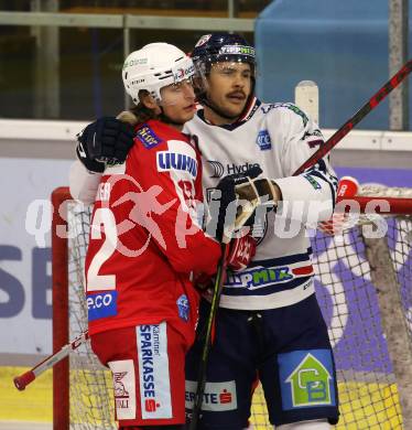 EBEL. Eishockey Bundesliga. KAC gegen	Hydro Fehervar AV 19. Davis Maier,  (KAC),  Colin Jacobs (Fehervar). Klagenfurt, am 28.11.2021.
Foto: Kuess
www.qspictures.net

---
pressefotos, pressefotografie, kuess, qs, qspictures, sport, bild, bilder, bilddatenbank