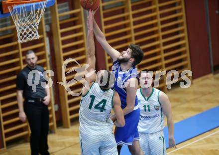 Basketball Zweite Liga 2021/2022. Grunddurchgang 7. Runde.  KOS Celovec gegen Kufstein Towers. Marko Gutalj (KOS), Andres Diaz (Kufstein). Klagenfurt, am 27.11.2021.
Foto: Kuess
www.qspictures.net
---
pressefotos, pressefotografie, kuess, qs, qspictures, sport, bild, bilder, bilddatenbank