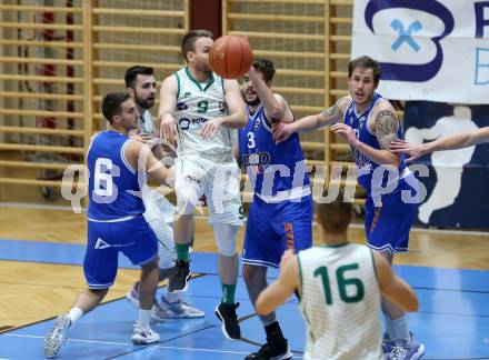 Basketball Zweite Liga 2021/2022. Grunddurchgang 7. Runde.  KOS Celovec gegen Kufstein Towers. Tim Huber (KOS), Luka Bozak, Andres Diaz,   Fabio Thaler (Kufstein). Klagenfurt, am 27.11.2021.
Foto: Kuess
www.qspictures.net
---
pressefotos, pressefotografie, kuess, qs, qspictures, sport, bild, bilder, bilddatenbank