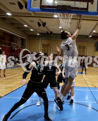Basketball Zweite Liga 2021/2022. Grunddurchgang 8. Runde.  Woerthersee Piraten gegen RAIDERS Tirol.  Alen Repac (KOS), Leon Tomic (Tirol). Klagenfurt, am 4.12.2021. 
Foto: Kuess
www.qspictures.net

---
pressefotos, pressefotografie, kuess, qs, qspictures, sport, bild, bilder, bilddatenbank