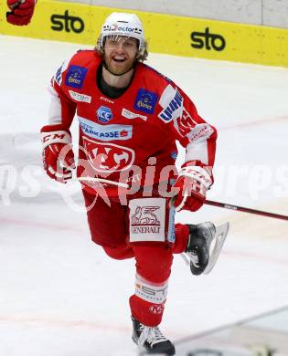 EBEL. Eishockey Bundesliga. VSV gegen KAC. Torjubel Johannes Bischofberger  (KAC). Villach, am 10.12.2021.
Foto: Kuess
www.qspictures.net
---
pressefotos, pressefotografie, kuess, qs, qspictures, sport, bild, bilder, bilddatenbank