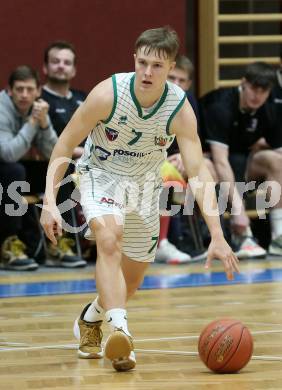 Basketball Zweite Liga 2021/2022. Grunddurchgang 9. Runde.  KOS Celovec gegen BBC Nord Dragonz. Valentin Pasterk (KOS). Klagenfurt, am 11.12.2021.
Foto: Kuess
www.qspictures.net
---
pressefotos, pressefotografie, kuess, qs, qspictures, sport, bild, bilder, bilddatenbank
