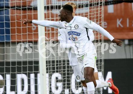 Fussball. Bundesliga. SK Austria Klagenfurt gegen  SK Puntigamer Sturm Graz. Torjubel Kelvin Kwarteng Yeboah (Graz). Klagenfurt, am 12.12.2021.
Foto: Kuess
www.qspictures.net
---
pressefotos, pressefotografie, kuess, qs, qspictures, sport, bild, bilder, bilddatenbank