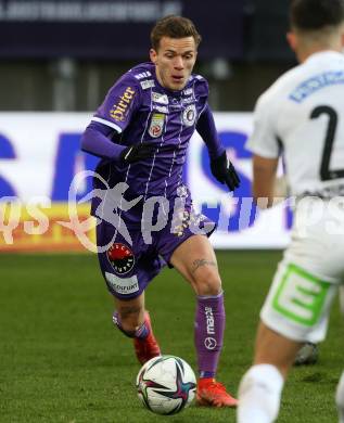Fussball. Bundesliga. SK Austria Klagenfurt gegen  SK Puntigamer Sturm Graz.  Florian Rieder (Klagenfurt). Klagenfurt, am 12.12.2021.
Foto: Kuess
www.qspictures.net
---
pressefotos, pressefotografie, kuess, qs, qspictures, sport, bild, bilder, bilddatenbank