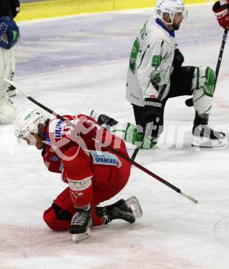 EBEL. Eishockey Bundesliga. KAC gegen	HK SZ Olimpija. Torjubel Manuel Ganahl (KAC). Klagenfurt, am 17.12.2021.
Foto: Kuess
www.qspictures.net

---
pressefotos, pressefotografie, kuess, qs, qspictures, sport, bild, bilder, bilddatenbank
