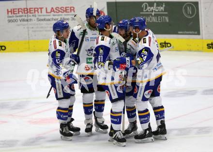 EBEL. Eishockey Bundesliga. VSV gegen Steinbach Black Wings Linz.  Torjubel Marco Richter, Jamie Fraser, Benjamin Lanzinger, Joel Broda, Alexander Rauchenwald (VSV). Villach, am 21.12.2021.
Foto: Kuess
www.qspictures.net
---
pressefotos, pressefotografie, kuess, qs, qspictures, sport, bild, bilder, bilddatenbank