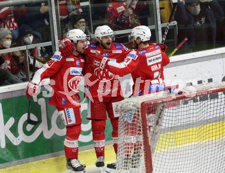 EBEL. Eishockey Bundesliga. KAC gegen	EC Red Bull Salzburg. Torjubel Obersteiner Daniel, Witting Samuel, Geier Manuel,  (KAC). Klagenfurt, am 21.12.2021.
Foto: Kuess
www.qspictures.net

---
pressefotos, pressefotografie, kuess, qs, qspictures, sport, bild, bilder, bilddatenbank