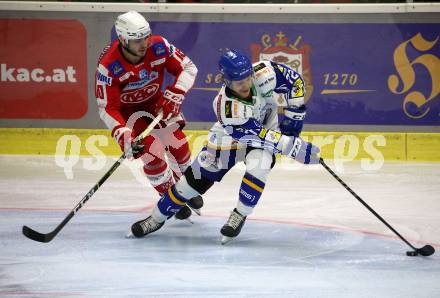 EBEL. Eishockey Bundesliga. KAC gegen	VSV. Thomas Vallanz, (KAC),   John Hughes  (VSV). Klagenfurt, am 26.12.2021.
Foto: Kuess
www.qspictures.net

---
pressefotos, pressefotografie, kuess, qs, qspictures, sport, bild, bilder, bilddatenbank
