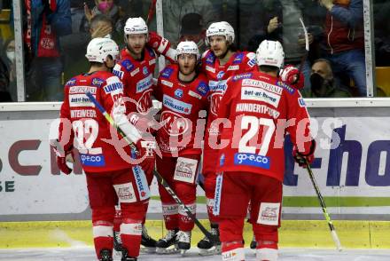 EBEL. Eishockey Bundesliga. KAC gegen	VSV. Torjubel Johannes Bischofberger, Paul Postma, Manuel Ganahl, Clemens Unterweger, Thomas Hundertpfund (KAC). Klagenfurt, am 26.12.2021.
Foto: Kuess
www.qspictures.net

---
pressefotos, pressefotografie, kuess, qs, qspictures, sport, bild, bilder, bilddatenbank