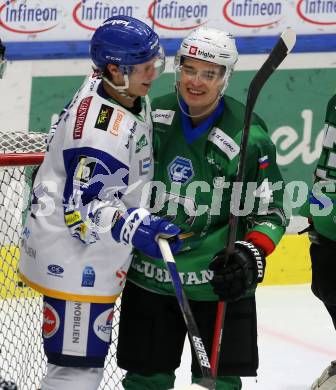 EBEL. Eishockey Bundesliga. VSV gegen HK SZ Olimpija.  Marco Richter,  (VSV), Joona Verner Erving  (Olimpija). Villach, am 28.12.2021.
Foto: Kuess
www.qspictures.net
---
pressefotos, pressefotografie, kuess, qs, qspictures, sport, bild, bilder, bilddatenbank