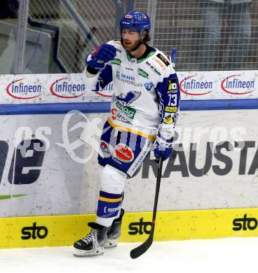 EBEL. Eishockey Bundesliga. VSV gegen HCB Suedtirol Alperia. Torjubel Chris Collins  (VSV). Villach, am 30.12.2021.
Foto: Kuess
www.qspictures.net
---
pressefotos, pressefotografie, kuess, qs, qspictures, sport, bild, bilder, bilddatenbank