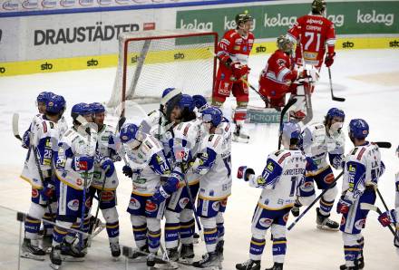 EBEL. Eishockey Bundesliga. VSV gegen HCB Suedtirol Alperia. Jubel VSV. Villach, am 30.12.2021.
Foto: Kuess
www.qspictures.net
---
pressefotos, pressefotografie, kuess, qs, qspictures, sport, bild, bilder, bilddatenbank