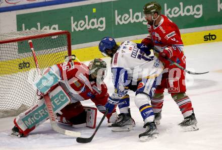 EBEL. Eishockey Bundesliga. VSV gegen HCB Suedtirol Alperia. Chris Collins,   (VSV), Kevin Boyle, Michael Halmo  (Bozen). Villach, am 30.12.2021.
Foto: Kuess
www.qspictures.net
---
pressefotos, pressefotografie, kuess, qs, qspictures, sport, bild, bilder, bilddatenbank