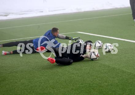 Fussball. Bundesliga. Austria Klagenfurt. Training. Phillip Menzel, Lennart Moser . Moosburg, 3.1.2022.
Foto: Kuess
---
pressefotos, pressefotografie, kuess, qs, qspictures, sport, bild, bilder, bilddatenbank