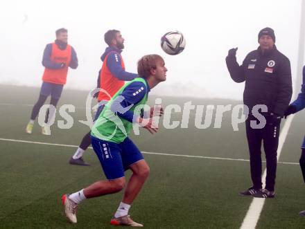 Fussball. Bundesliga. Austria Klagenfurt. Training. Thomas Roberts, Trainer Peter Pacult. Moosburg, 3.1.2022.
Foto: Kuess
---
pressefotos, pressefotografie, kuess, qs, qspictures, sport, bild, bilder, bilddatenbank