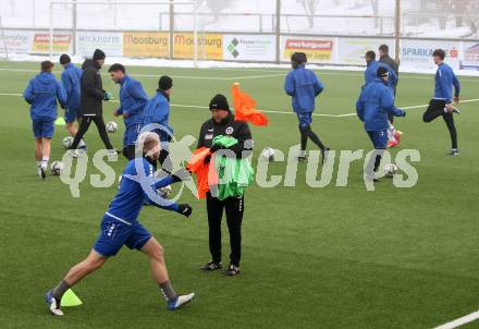 Fussball. Bundesliga. Austria Klagenfurt. Training. Trainer Peter Pacult . Moosburg, 3.1.2022.
Foto: Kuess
---
pressefotos, pressefotografie, kuess, qs, qspictures, sport, bild, bilder, bilddatenbank