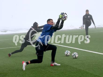 Fussball. Bundesliga. Austria Klagenfurt. Training. Lennart Moser . Moosburg, 3.1.2022.
Foto: Kuess
---
pressefotos, pressefotografie, kuess, qs, qspictures, sport, bild, bilder, bilddatenbank