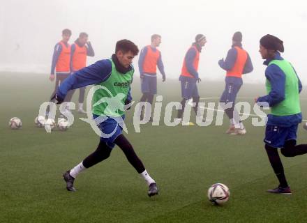 Fussball. Bundesliga. Austria Klagenfurt. Training. Alexander Fuchs. Moosburg, 3.1.2022.
Foto: Kuess
---
pressefotos, pressefotografie, kuess, qs, qspictures, sport, bild, bilder, bilddatenbank