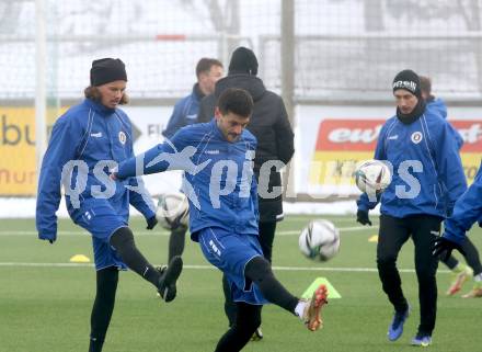 Fussball. Bundesliga. Austria Klagenfurt. Training. Darijo Pecirep, Patrick Greil . Moosburg, 3.1.2022.
Foto: Kuess
---
pressefotos, pressefotografie, kuess, qs, qspictures, sport, bild, bilder, bilddatenbank