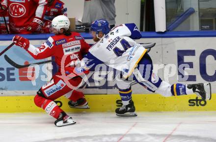 EBEL. Eishockey Bundesliga. VSV gegen KAC.  Jamie Fraser, (VSV), David Maier   (KAC). Villach, am 4.1.2022.
Foto: Kuess
www.qspictures.net
---
pressefotos, pressefotografie, kuess, qs, qspictures, sport, bild, bilder, bilddatenbank