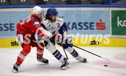 EBEL. Eishockey Bundesliga. VSV gegen KAC. Maximilian Rebernig,  (VSV),   Andrej Tavzelj  (KAC). Villach, am 4.1.2022.
Foto: Kuess
www.qspictures.net
---
pressefotos, pressefotografie, kuess, qs, qspictures, sport, bild, bilder, bilddatenbank