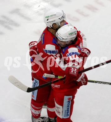 EBEL. Eishockey Bundesliga. KAC gegen	Moser Medical Graz99ers. Torjubel Manuel Ganahl, Thomas Hundertpfund (KAC). Klagenfurt, am 6.1.2022.
Foto: Kuess
www.qspictures.net

---
pressefotos, pressefotografie, kuess, qs, qspictures, sport, bild, bilder, bilddatenbank